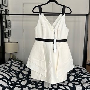 New Halston Heritage evening dress, size 8